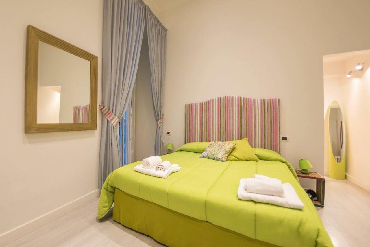 B&B Neapolis Bellini Luaran gambar