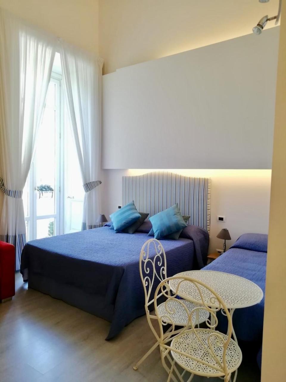 B&B Neapolis Bellini Luaran gambar